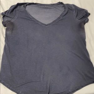 Lululemon size 10 t shirt